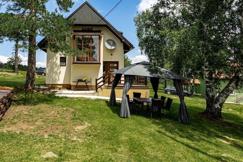 Maison Alana Villa Divčibare Exteriör bild